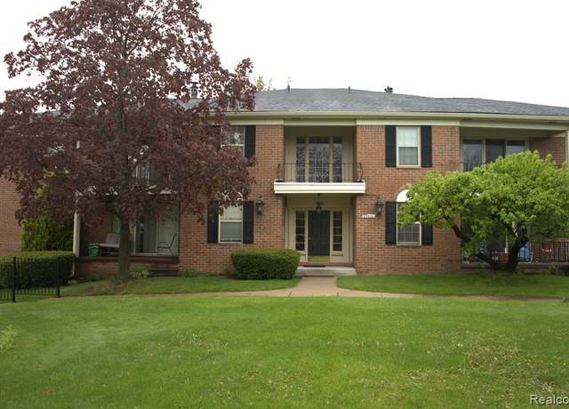 Property at 29640 MIDDLEBELT Rd #2603, Farmington Hills, MI 48334 2358, 2 beds, 2 baths