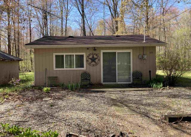 Property at 115 S Elm St, Gladwin, MI 48624-8451, 2 beds, 1 bath