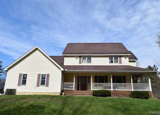Property at 4440 N ELMS Rd, Flushing, MI 48433 1449, 3 beds, 2.5 baths