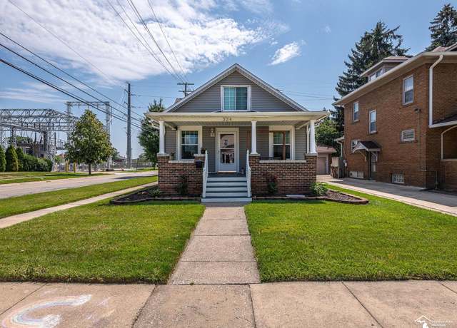 Property at 324 Arbor Ave, Monroe, MI 48162, 2 beds, 1 bath