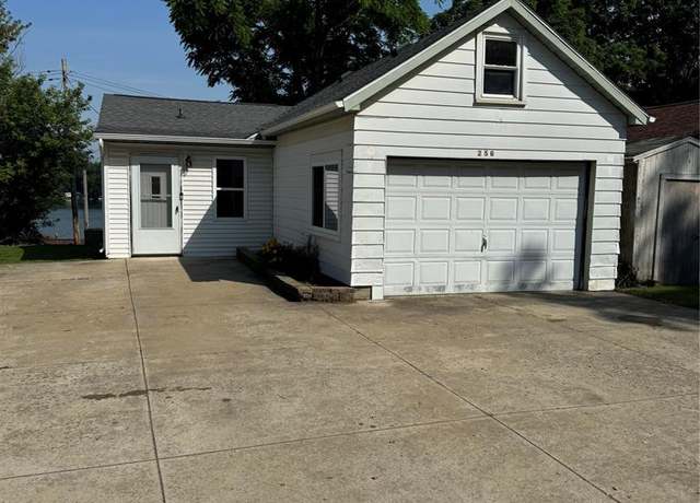 Property at 256 Oglethorpe Dr, Lapeer, MI 48446 2768, 2 beds, 1 bath