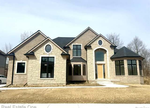 Property at 2423 BUCKTHORN Dr, Shelby, MI 48316 1551, 4 beds, 3.5 baths