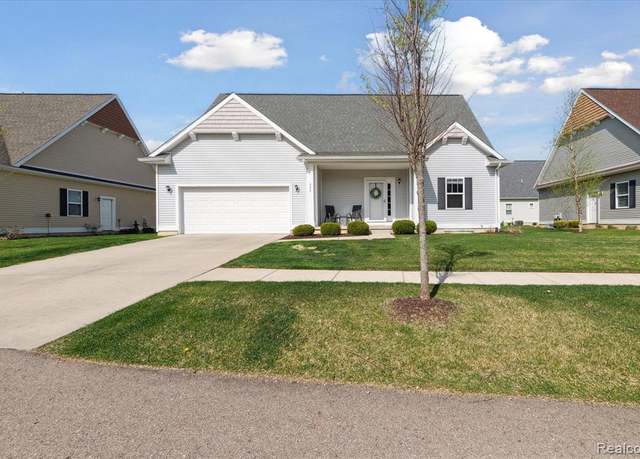 Property at 323 DORCHESTER Dr #29, Howell, MI 48855 6420, 2 beds, 2 baths