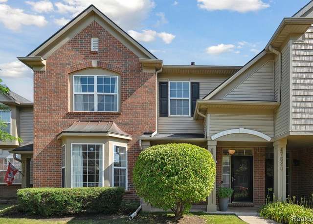 Property at 47628 Ormskirk Dr, Canton, MI 48188 7233, 2 beds, 2.5 baths