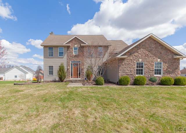 Property at 3177 Windmill Dr, Adrian, MI 49221, 4 beds, 3.5 baths
