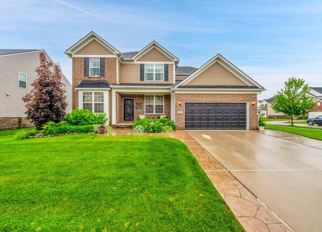 Property at 16308 Adelaide Dr, Macomb Twp, MI 48044, 4 beds, 2.5 baths