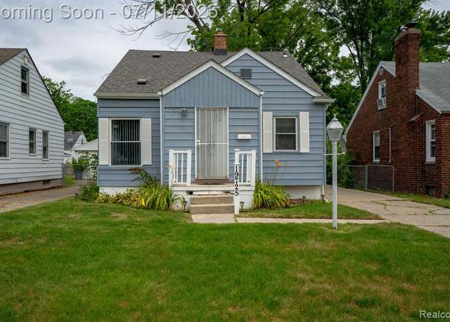 Property at 19725 Kingsville St, Harper Woods, MI 48225 2213, 3 beds, 1.5 baths