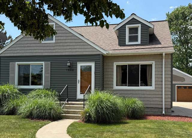 Property at 1900 S FARRAGUT St, Bay City, MI 48708, 3 beds, 1.5 baths