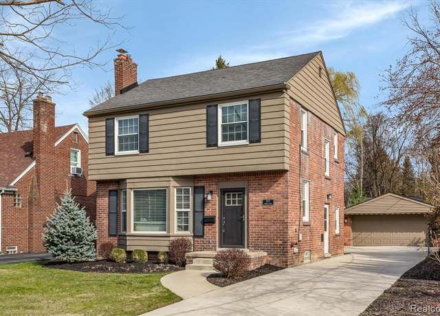 Property at 3217 Vinsetta Blvd, Royal Oak, MI 48073 3345, 3 beds, 1.5 baths