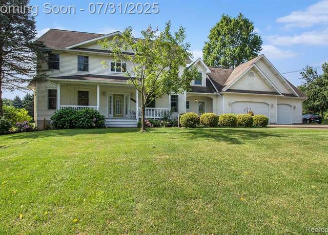 Property at 8472 Maltby Rd, Brighton, MI 48116 8214, 4 beds, 3.5 baths