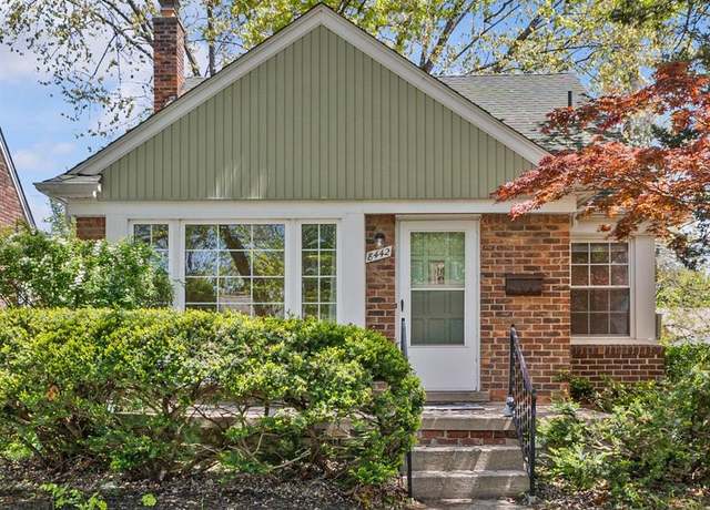 Property at 8442 HAZELTON St, Dearborn Heights, MI 48127 1551, 3 beds, 1 bath