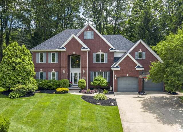 Property at 7145 S Valley Cir, Lambertville, MI 48144, 4 beds, 2.5 baths