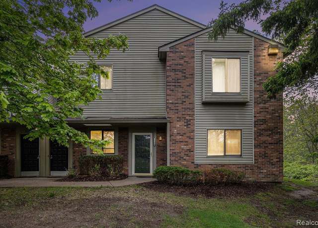 Property at 22221 INDIAN CREEK Dr #7, Farmington Hills, MI 48335 5546, 2 beds, 2 baths