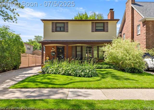 Property at 19434 Outer Drive Court Ct, Dearborn, MI 48124, 4 beds, 2 baths