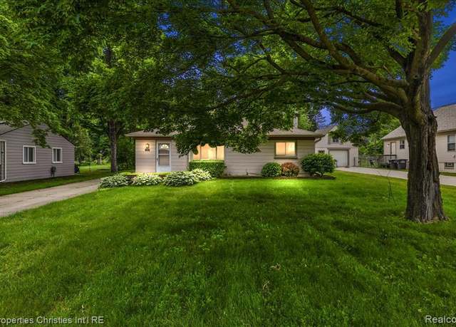 Property at 15501 Portis St, Northville, MI 48170 4807, 2 beds, 1 bath