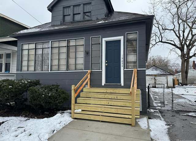 Property at 19656 Mitchell St, Detroit, MI 48234 1522, 2 beds, 1 bath