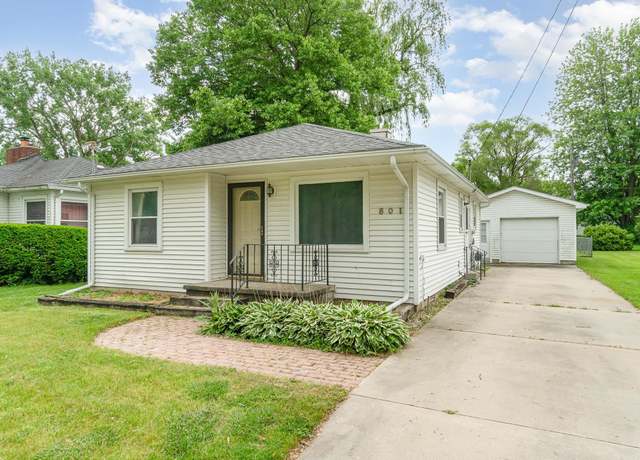 Property at 801 W 2nd St, Pinconning, MI 48650, 2 beds, 1 bath