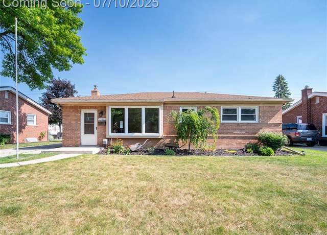 Property at 35622 Minton St, Livonia, MI 48150 2566, 3 beds, 1.5 baths