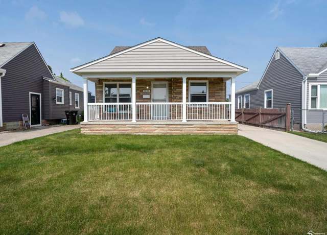 Property at 3850 22nd St, Wyandotte, MI 48192, 3 beds, 2 baths