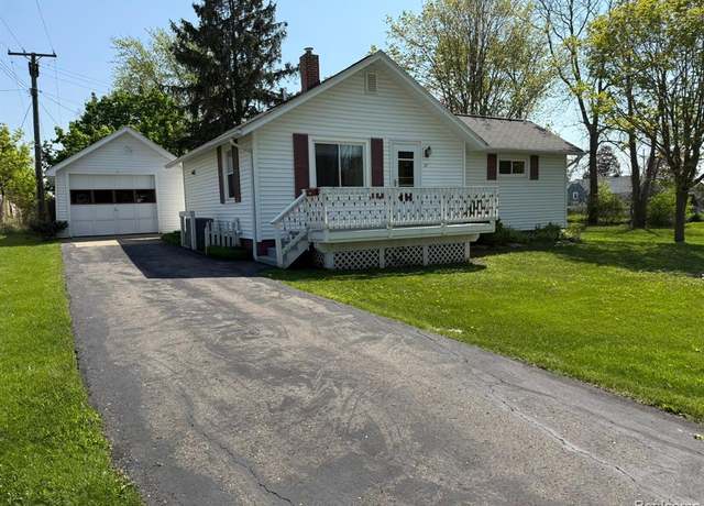 Property at 27 TURRILL Ave, Lapeer, MI 48446 2536, 1 bed, 1 bath