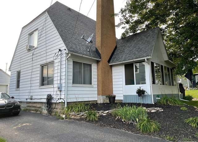 Property at 313 MYRTLE St, Flushing, MI 48433 1635, 3 beds, 1.5 baths