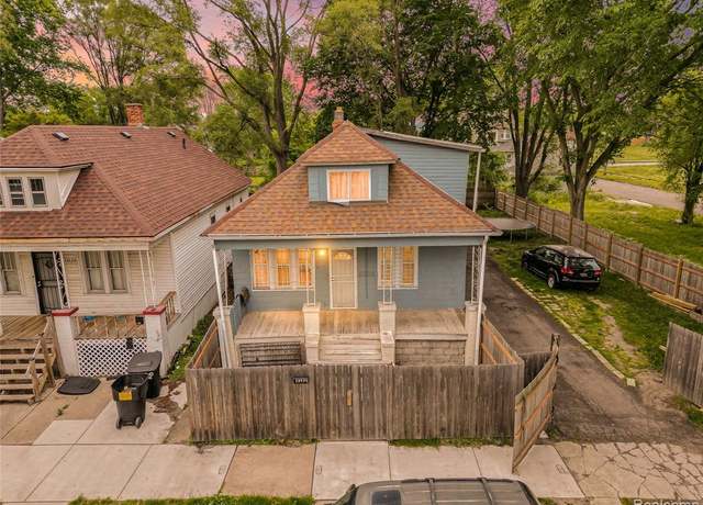 Property at 13714 Fenelon St, Detroit, MI 48212 1762, 5 beds, 3.5 baths
