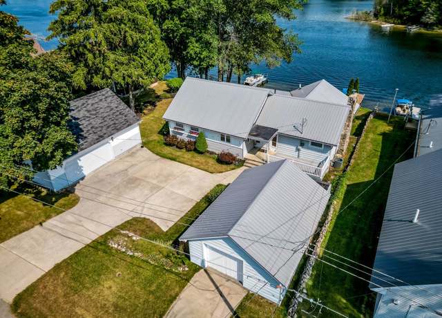 Property at 538 N Lake St, Harrison, MI 48625, 3 beds, 3 baths