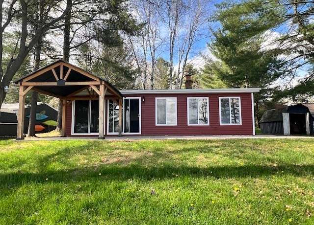Property at 601 N SCOTT Dr, Farwell, MI 48622, 3 beds, 1 bath