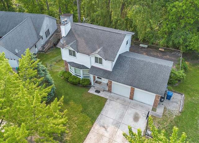 Property at 2358 Highfield Rd, Waterford, MI 48329 3913, 3 beds, 3.5 baths