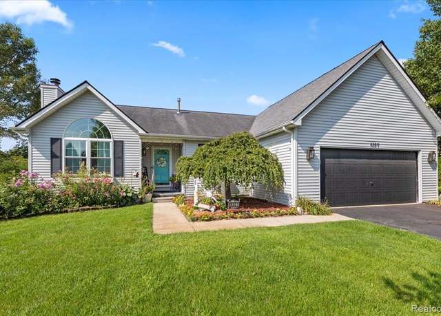 Property at 9327 Huron Park Dr, Brighton, MI 48116 6298, 5 beds, 4 baths