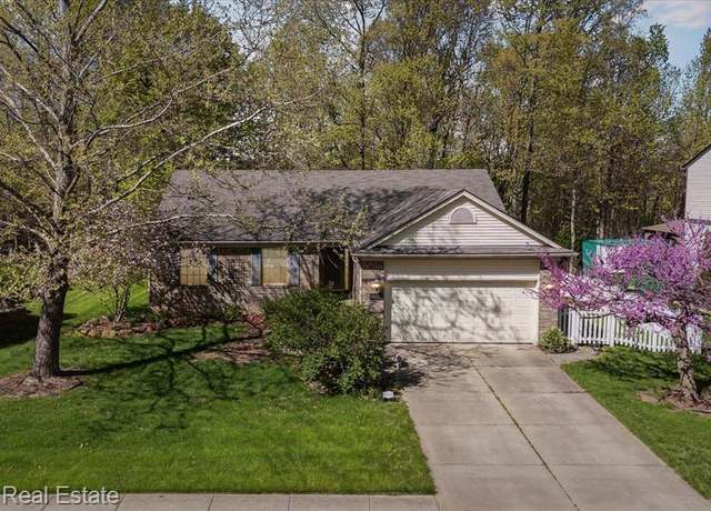Property at 9217 Lakewood Dr, Whitmore Lake, MI 48189 8201, 3 beds, 2 baths