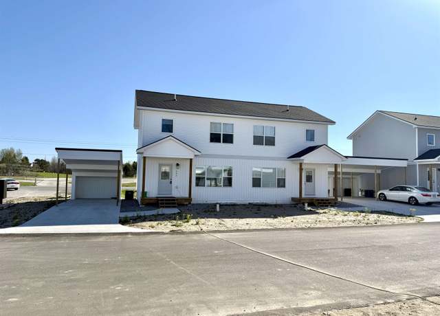 Property at 246 Thrive Blvd #10, Traverse City, MI 49696, 4 beds, 2.5 baths