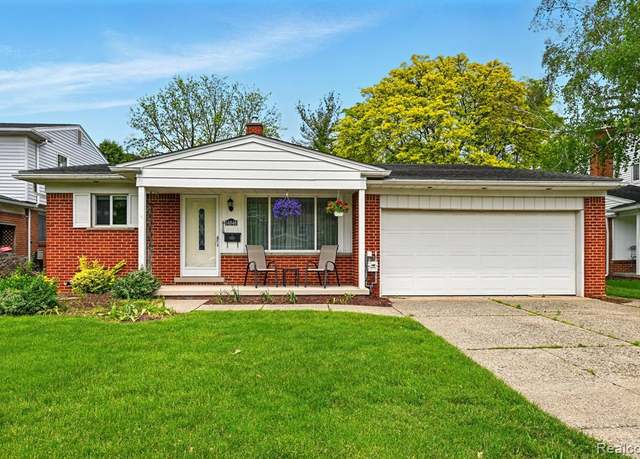 Property at 14846 Lakewood Dr, Plymouth, MI 48170 2693, 4 beds, 2 baths