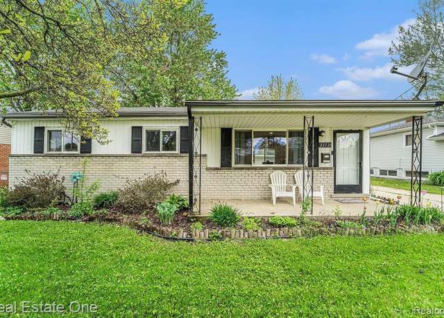 Property at 33731 NEWPORT Dr, Sterling Heights, MI 48310 5861, 3 beds, 1.5 baths