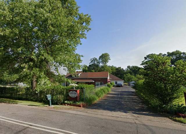 Property at 1217 Stateline Rd, Niles, MI 49120-4729