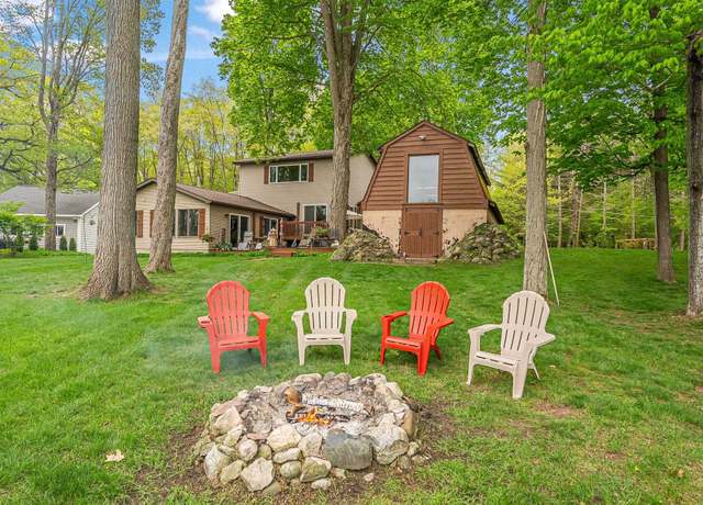 Property at 2665 Tonawanda Lake Rd, Grawn, MI 49637-9617, 3 beds, 2.5 baths
