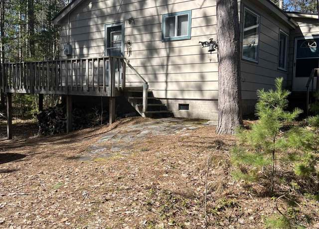 Property at 2945 Michigan 28 Hwy, Marquette, MI 49855, 2 beds, 1 bath