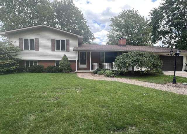 Property at 319 Price St, Auburn, MI 48611, 3 beds, 2.5 baths