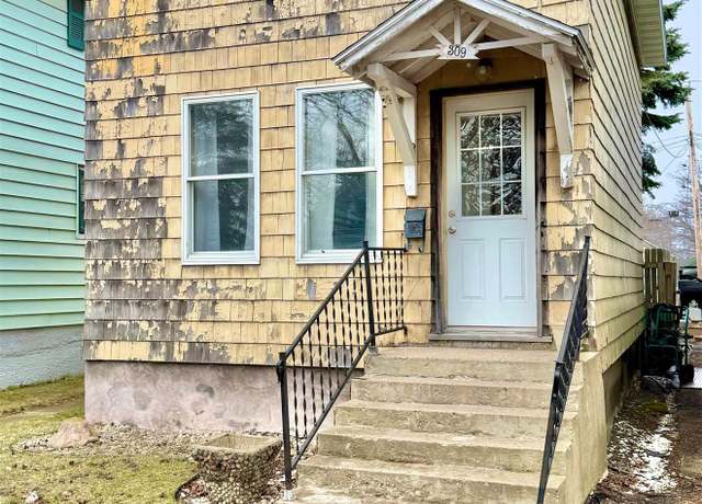 Property at 309 N 19th St, Escanaba, MI 49829, 2 beds, 1 bath