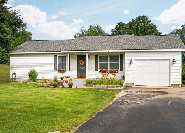 Property at 1566 Eastbriar, Traverse City, MI 49696, 3 beds, 2 baths