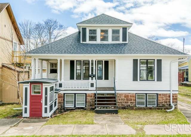 Property at 605 W A St, Iron Mountain, MI 49801, 3 beds, 2 baths
