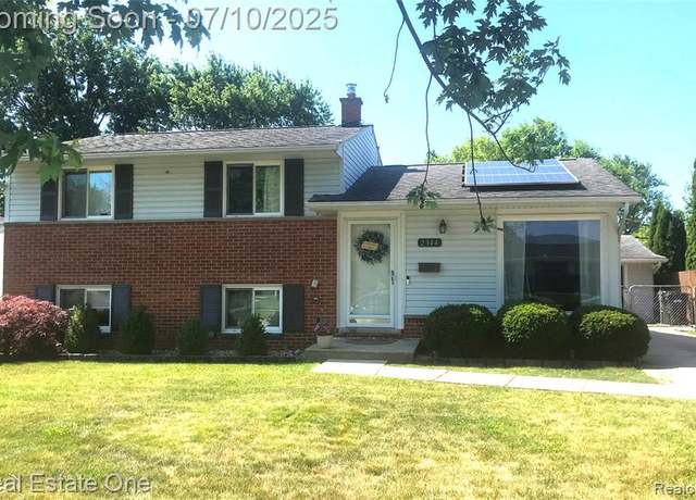 Property at 2344 Winston, Sterling Heights, MI 48310, 3 beds, 2 baths