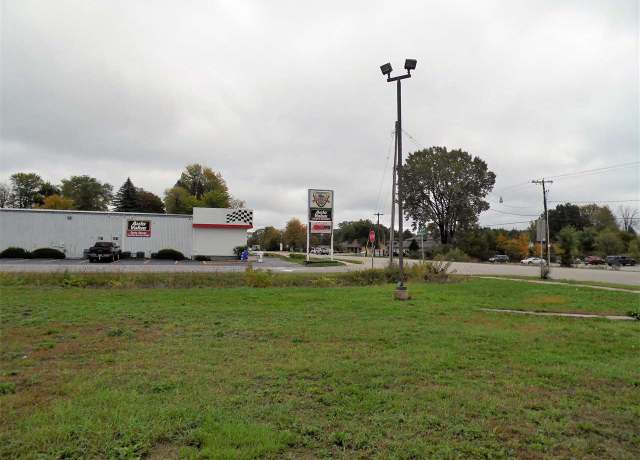 Property at 711 E Cedar St, Gladwin, MI 48624