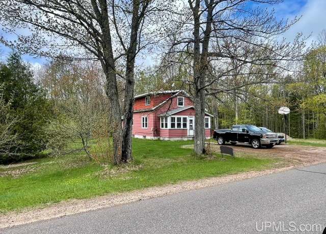 Property at 156 N Carlshend Rd, Skandia, MI 49885, 3 beds, 1 bath