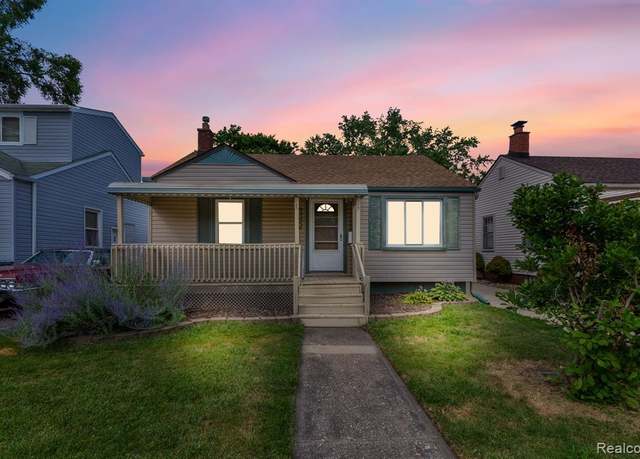Property at 2358 Progress Ave, Lincoln Park, MI 48146 4808, 2 beds, 1 bath