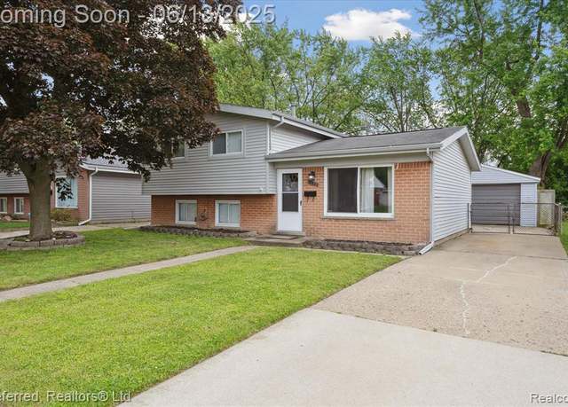 Property at 30889 Grandview Ave, Westland, MI 48186 5060, 3 beds, 1.5 baths