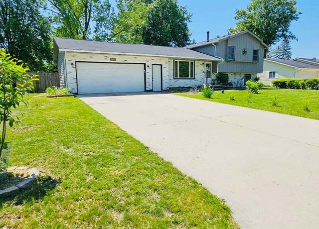 Property at 7046 Donelson Trl, Davison, MI 48423 2320, 4 beds, 2 baths
