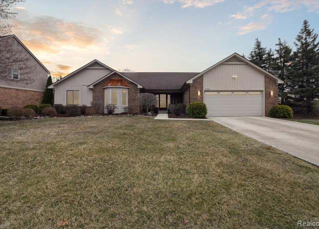 Property at 17108 MAPLE HILL Dr, Northville, MI 48168 3215, 3 beds, 2.5 baths