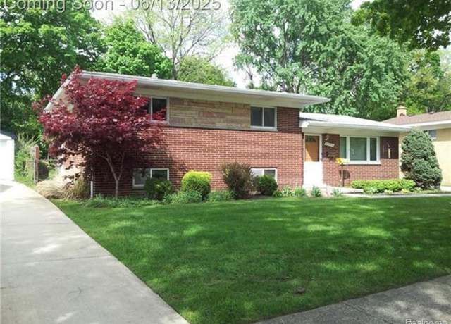 Property at 32702 Winona St, Westland, MI 48185 1479, 3 beds, 1.5 baths