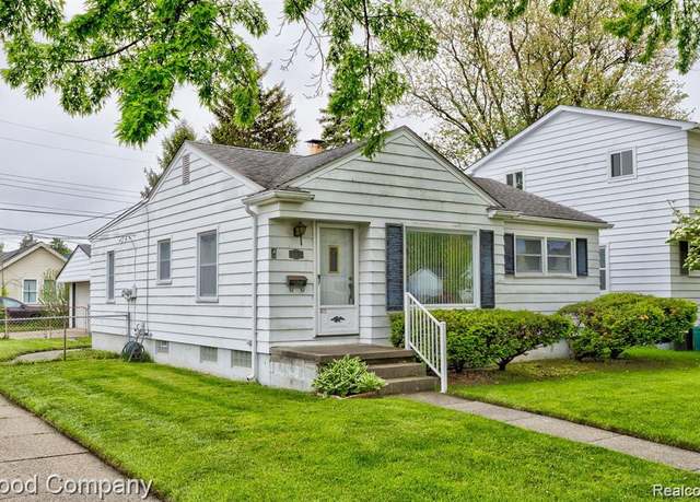 Property at 405 CHARLEVOIX St, Clawson, MI 48017 2035, 3 beds, 1 bath
